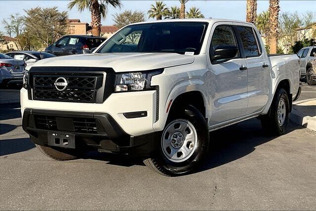 2022 NISSAN Frontier