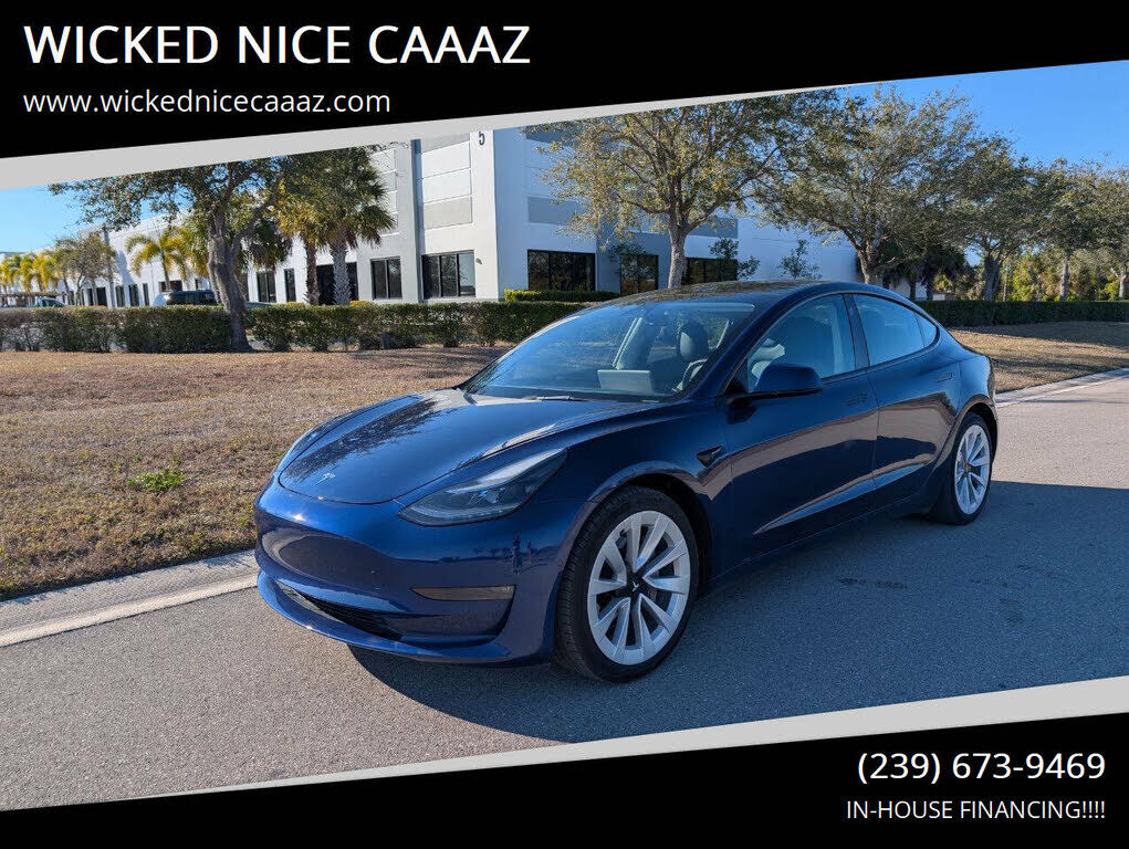 2022 TESLA Model 3