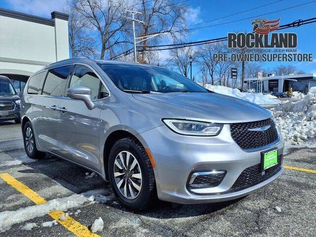 2021 CHRYSLER Pacifica