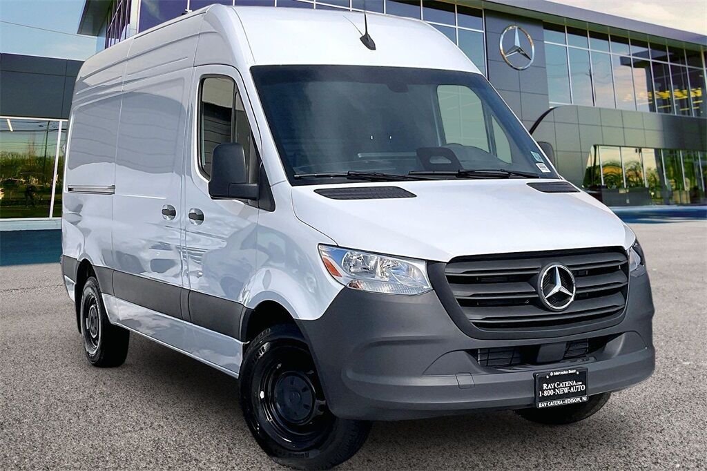 2026 MERCEDES-BENZ Sprinter