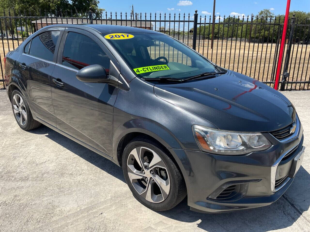 2017 CHEVROLET Sonic