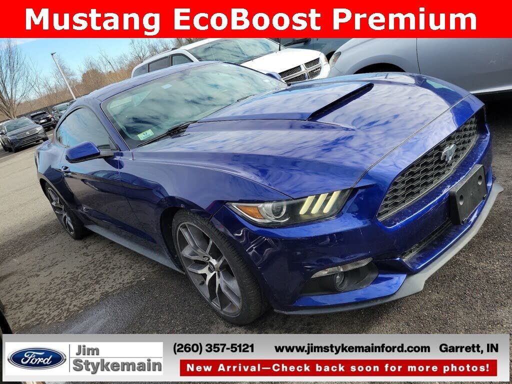 2015 FORD Mustang