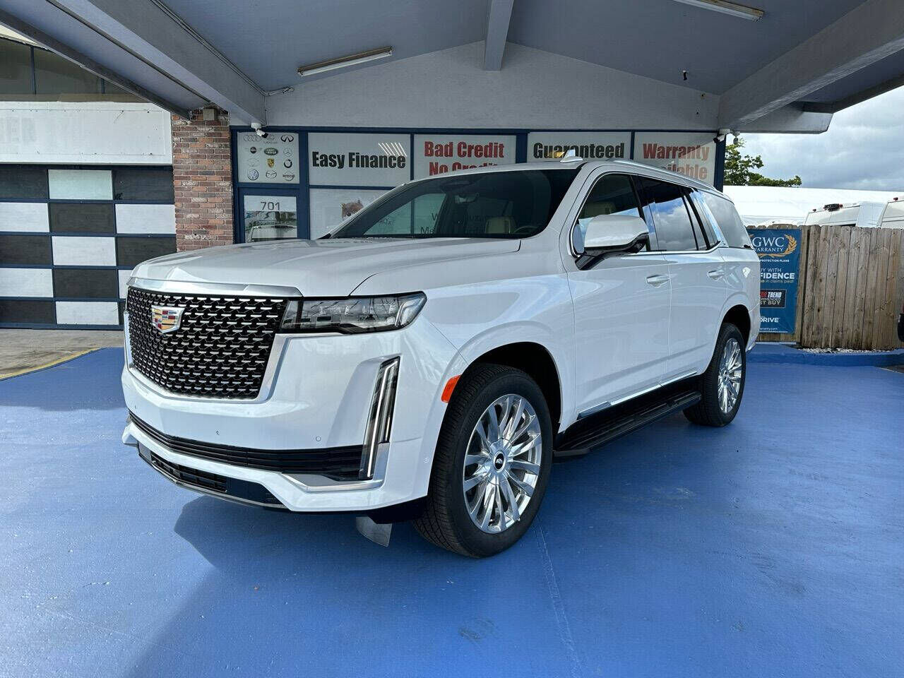 2023 CADILLAC Escalade