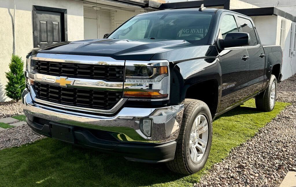 2017 CHEVROLET Silverado