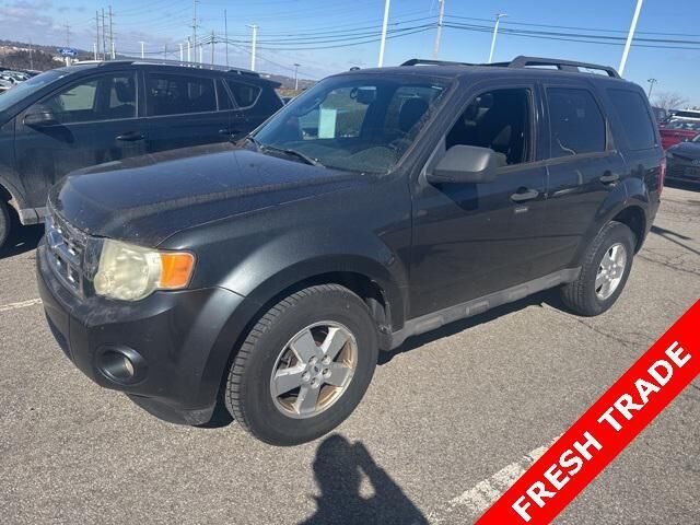 2009 FORD Escape