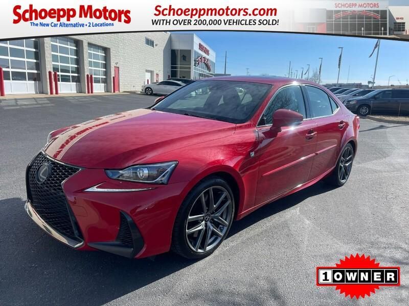 2019 LEXUS IS