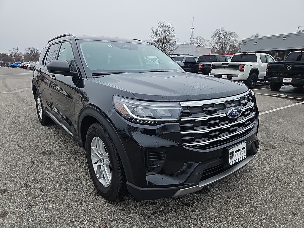 2025 FORD Explorer