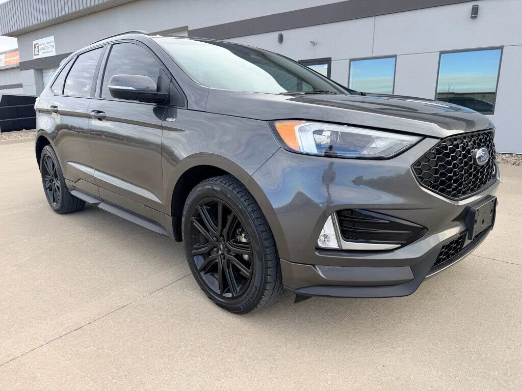 2020 FORD Edge