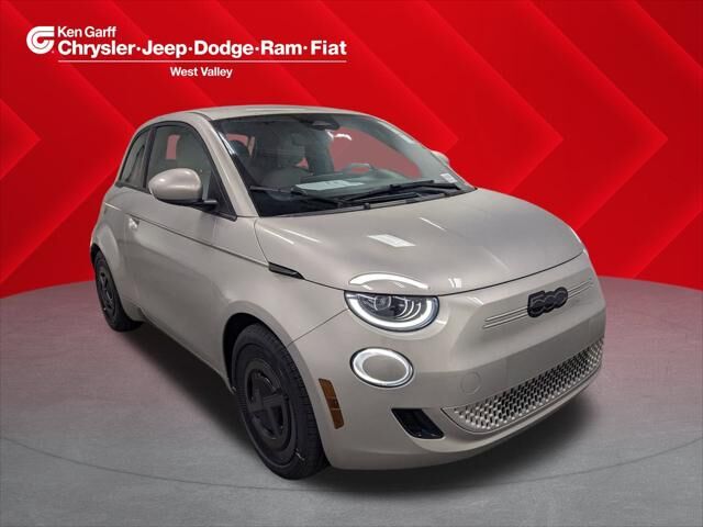 2025 FIAT 500e
