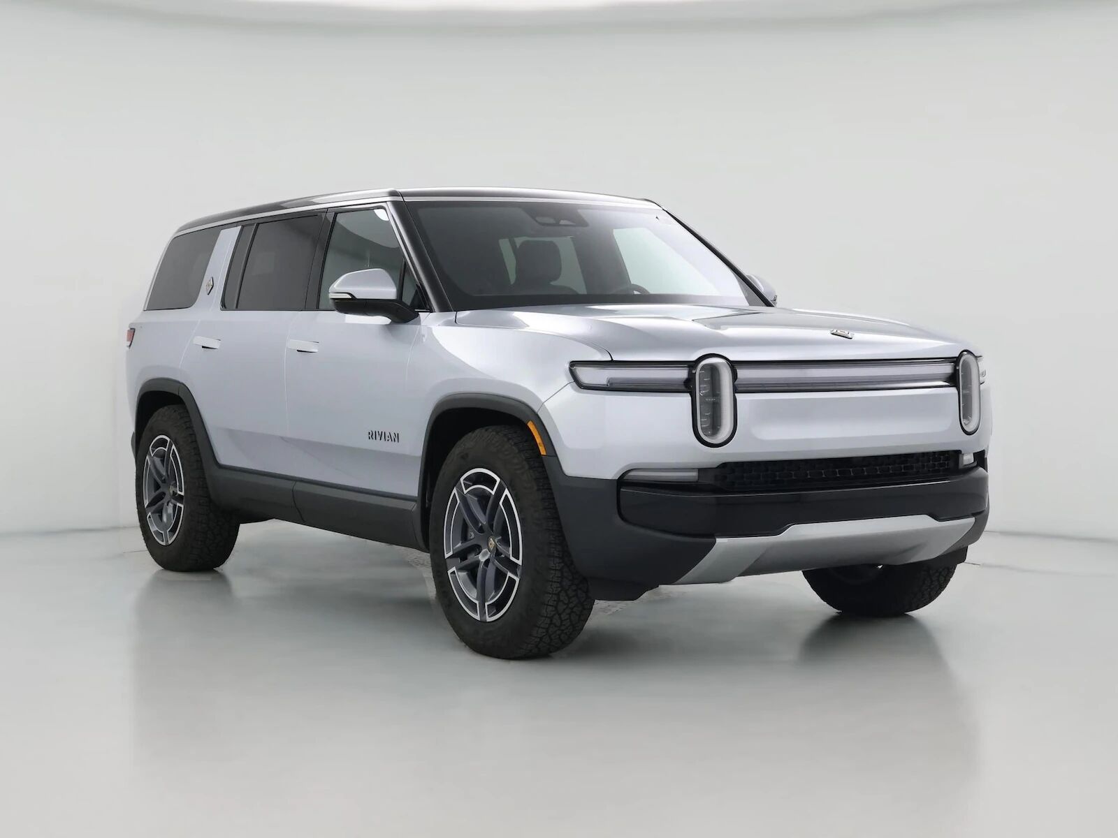2026 RIVIAN R1S