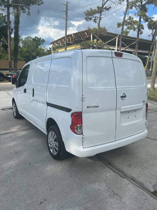 2017 NISSAN NV200