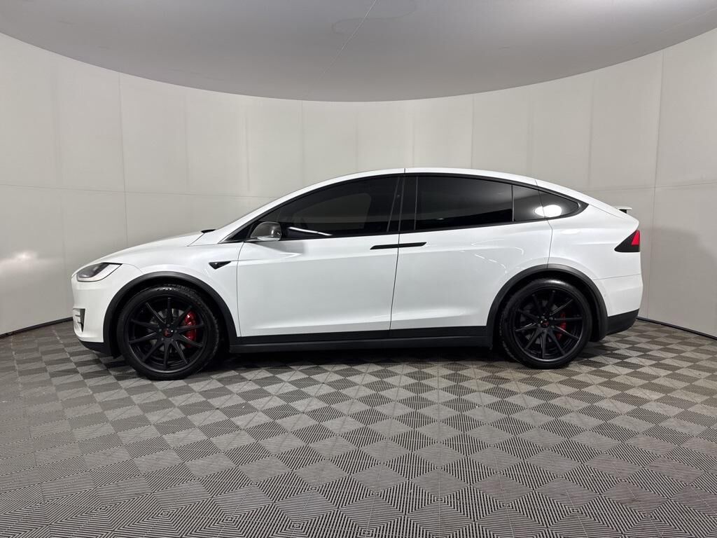 2018 TESLA Model X