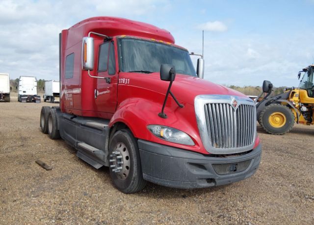 2017 INTERNATIONAL LF687