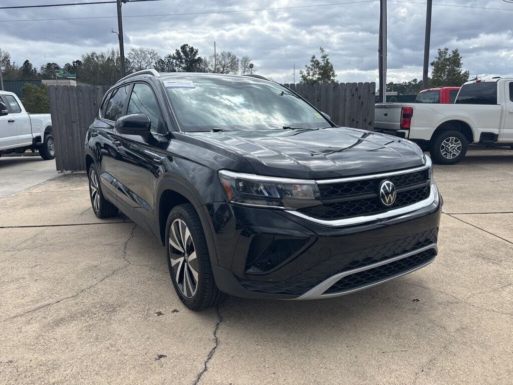 2024 VOLKSWAGEN Taos