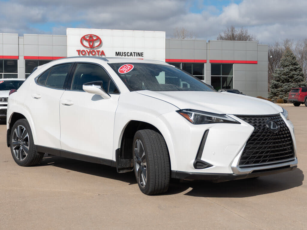 2024 LEXUS UX