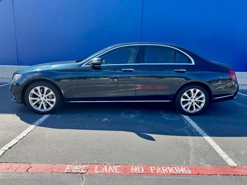 2017 MERCEDES-BENZ E-Class