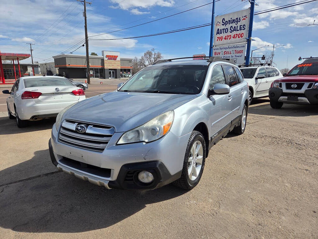 2013 SUBARU Outback