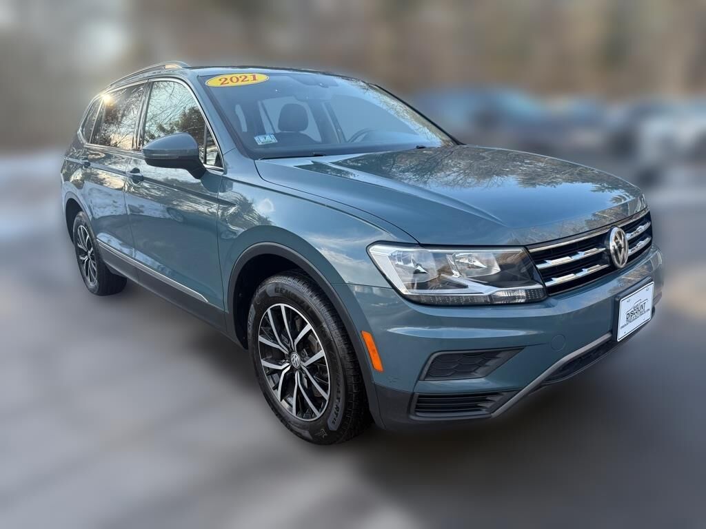 2021 VOLKSWAGEN Tiguan