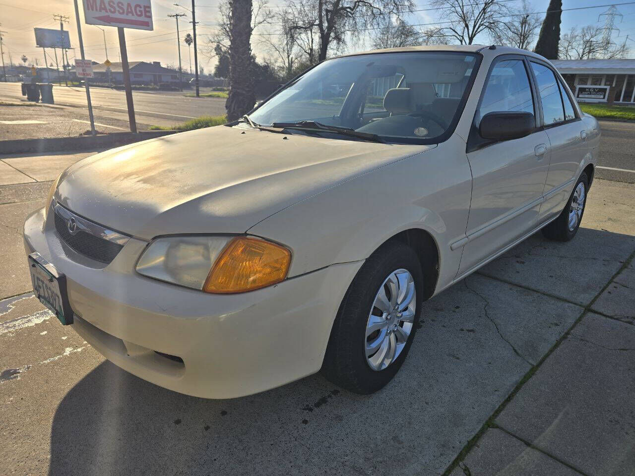 1999 MAZDA Protege