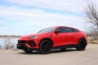 2020 LAMBORGHINI URUS