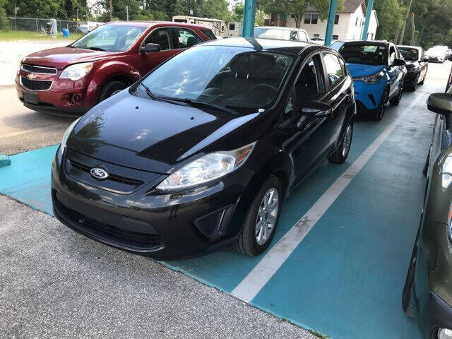 2013 FORD Fiesta