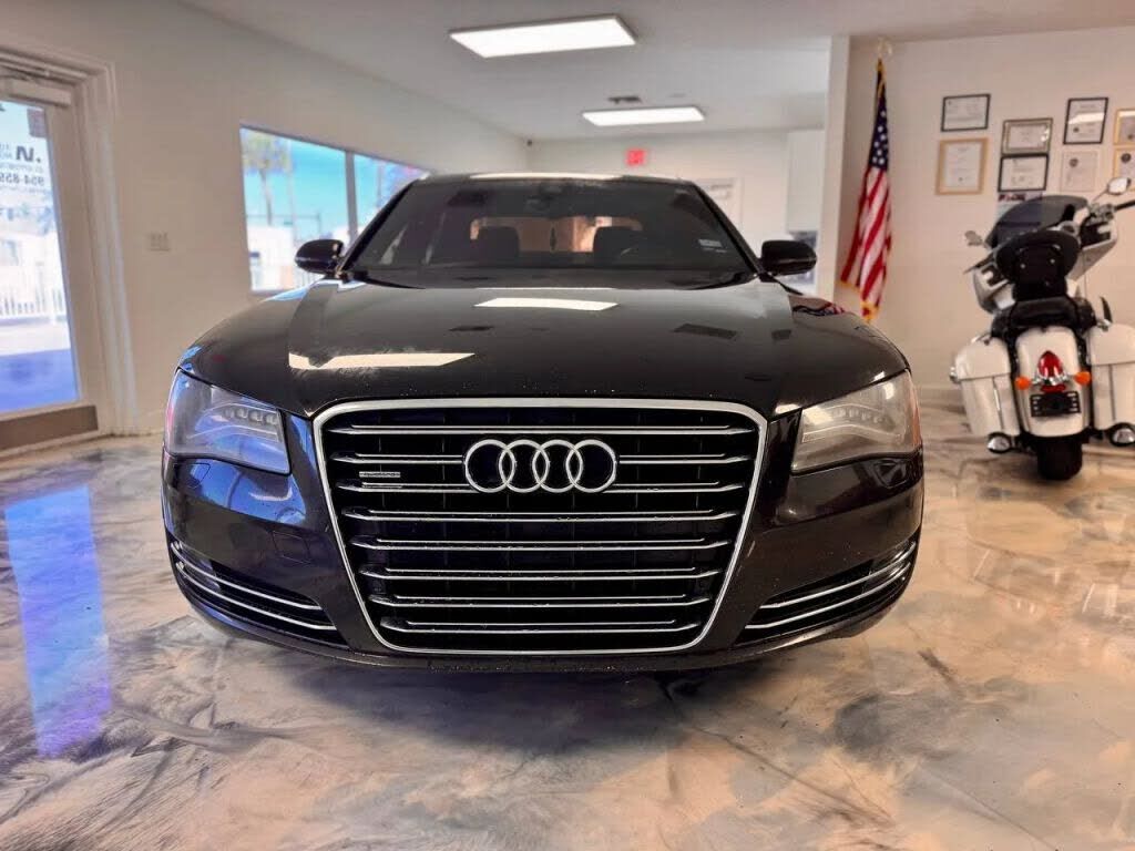 2013 Audi A8