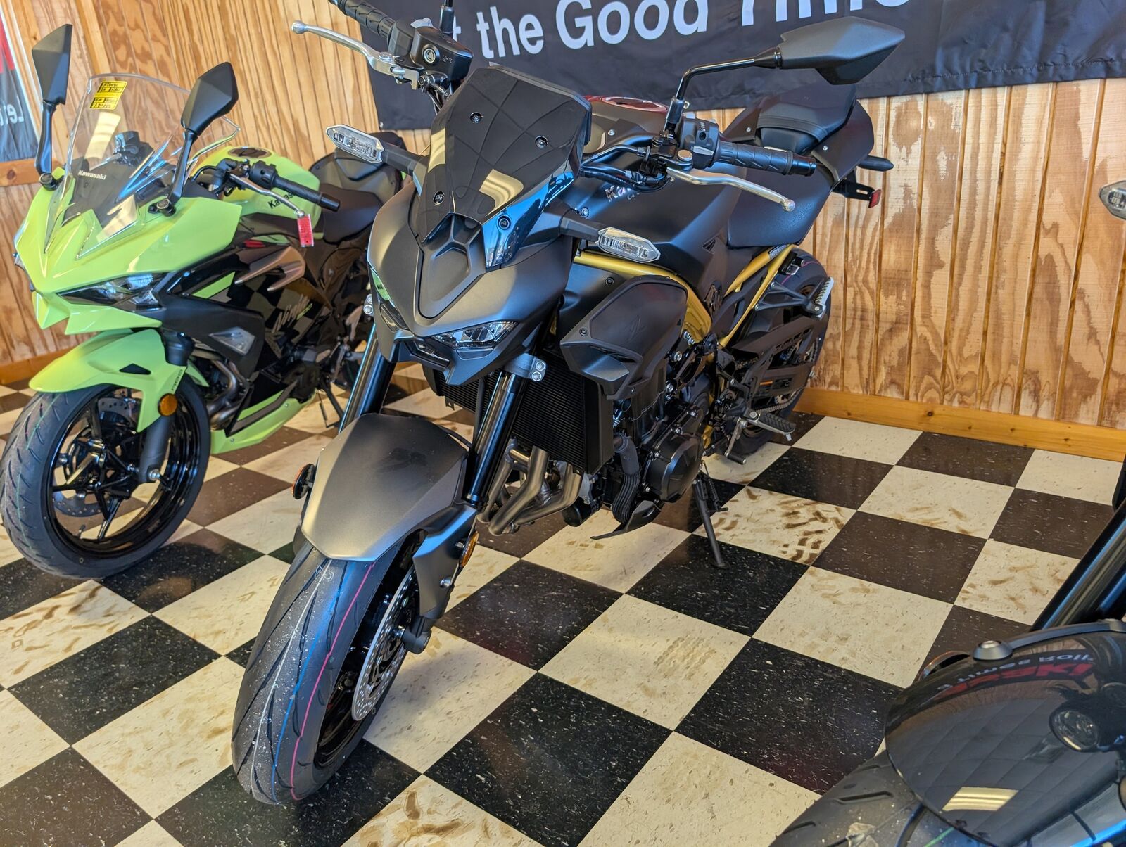 2026 KAWASAKI Z900