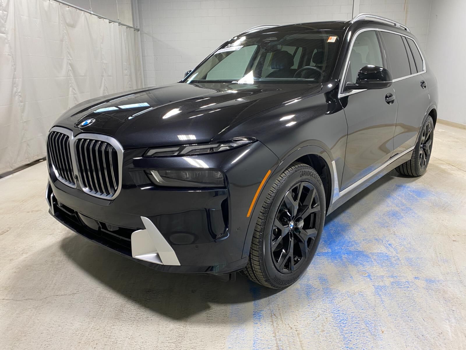 2023 BMW X7