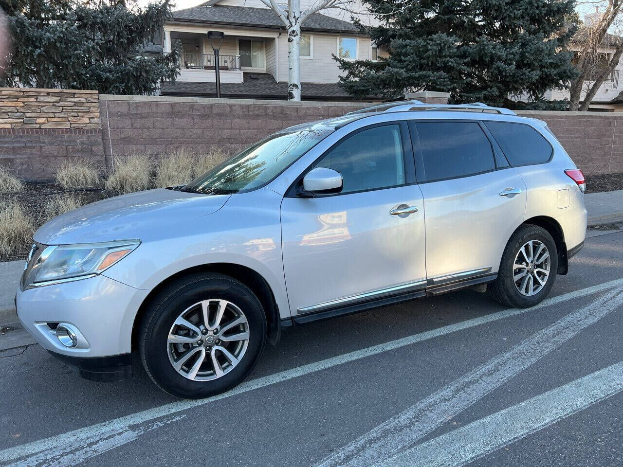 2013 NISSAN Pathfinder