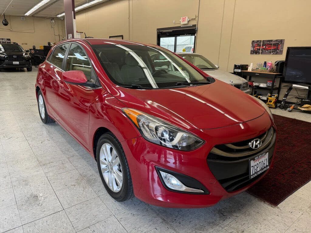 2014 HYUNDAI Elantra