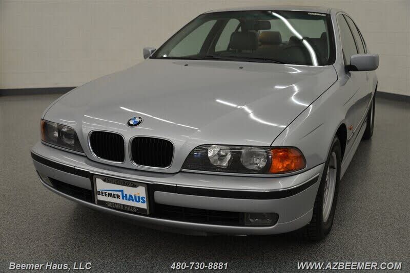 BMW 528i