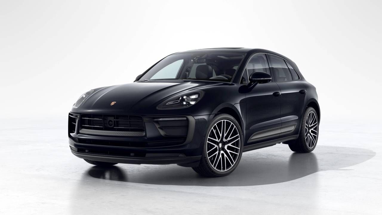 2026 PORSCHE Macan