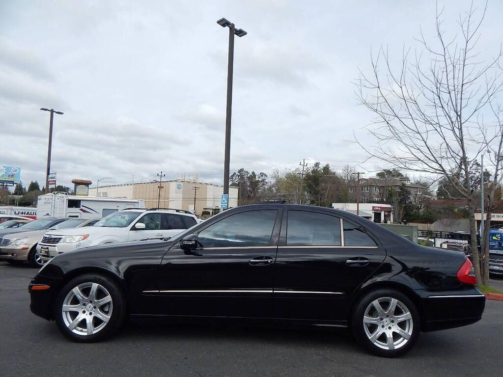 2008 MERCEDES-BENZ E-Class