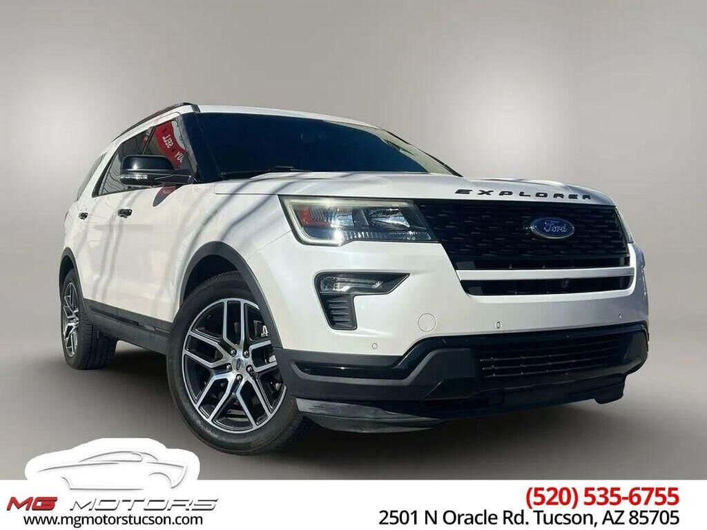2018 FORD Explorer