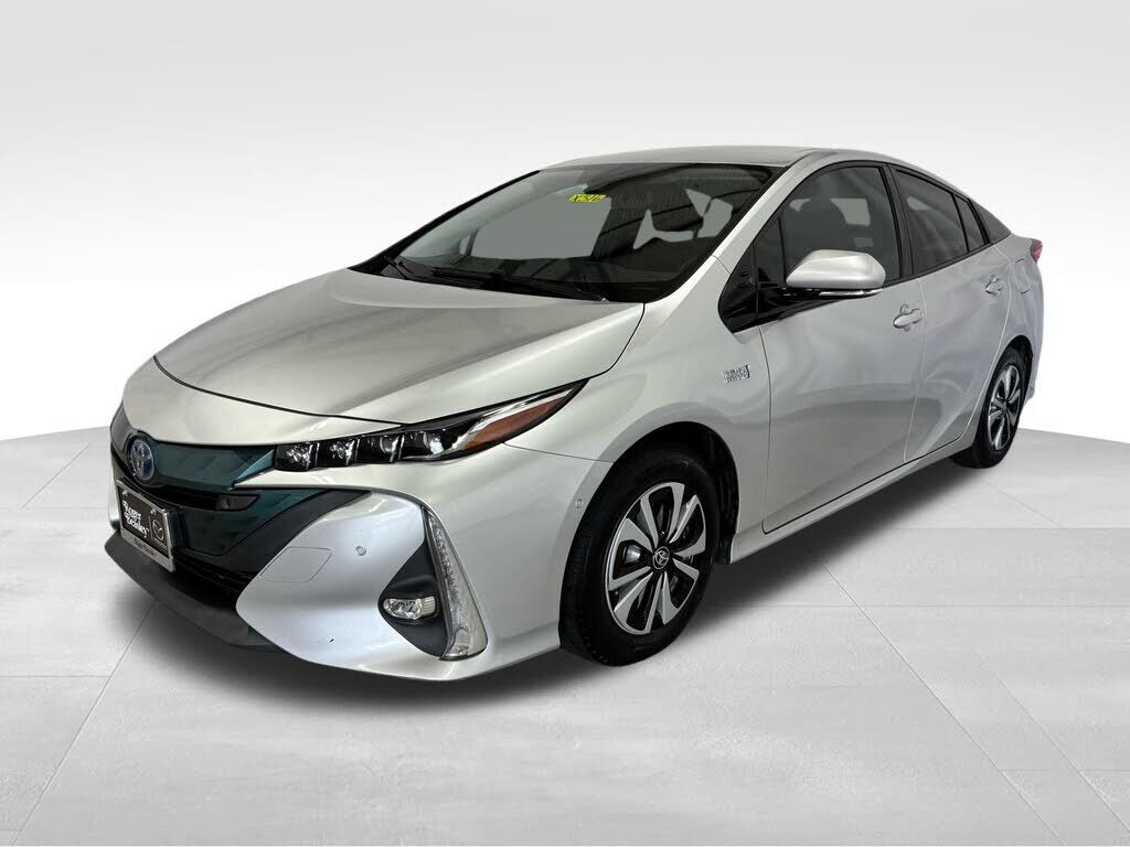 2018 TOYOTA Prius