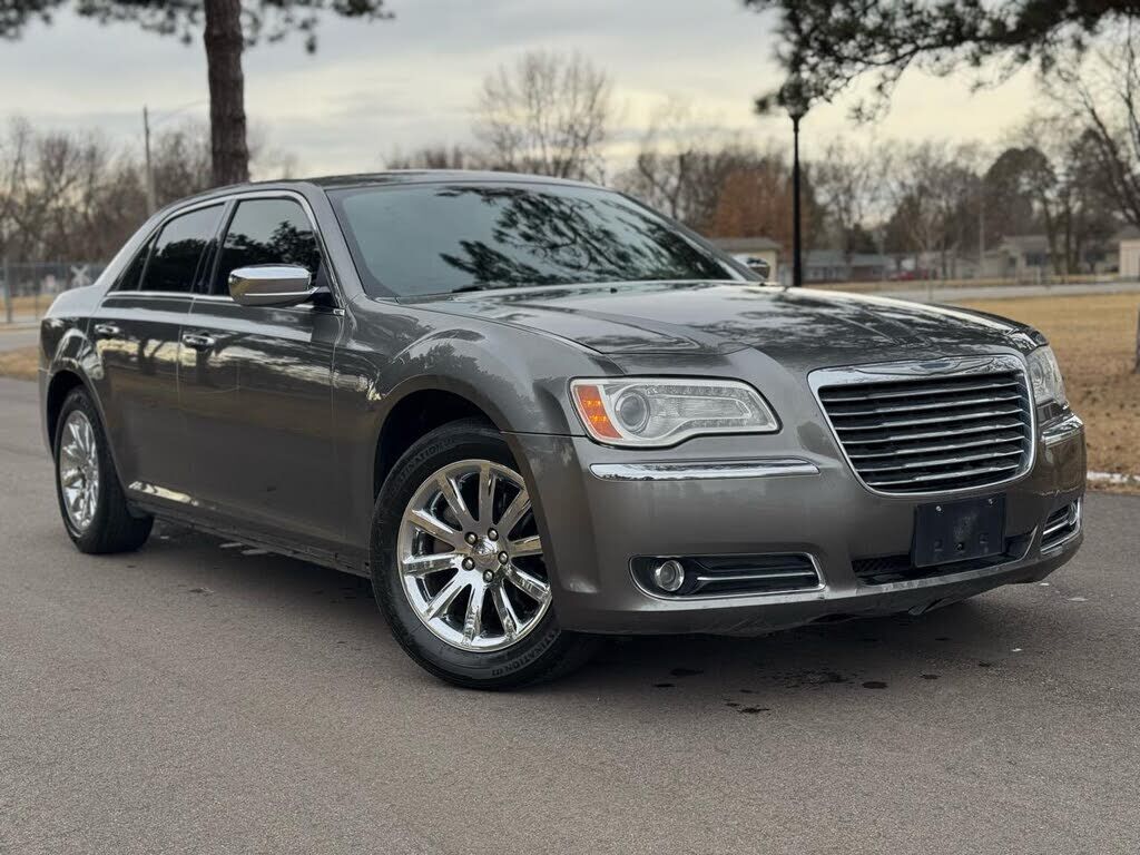 2012 CHRYSLER 300