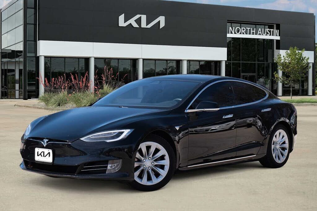 2017 TESLA Model S