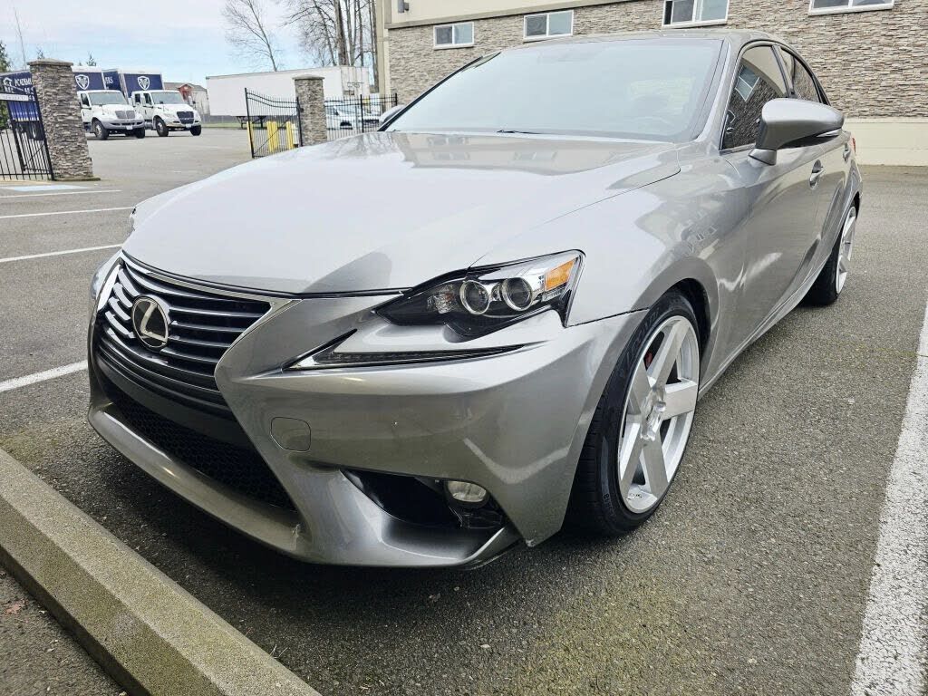 2015 LEXUS IS