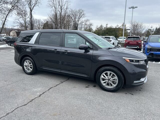 2024 KIA Carnival
