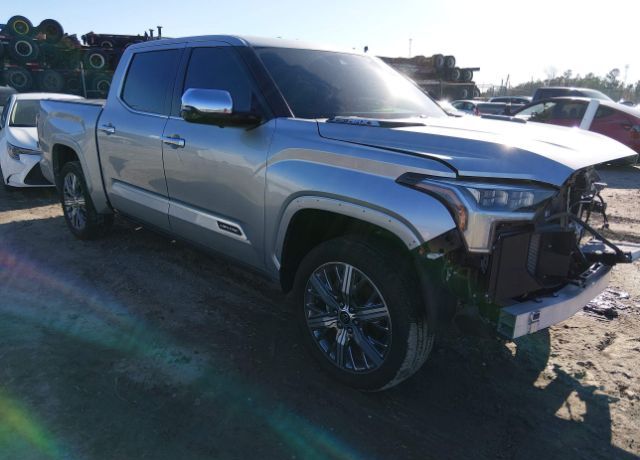 2024 TOYOTA Tundra