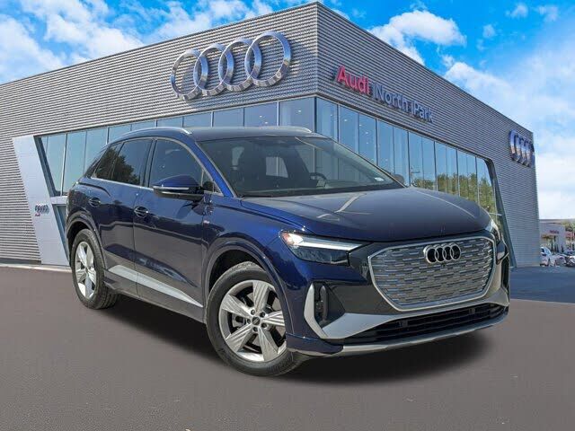 2026 AUDI Q4