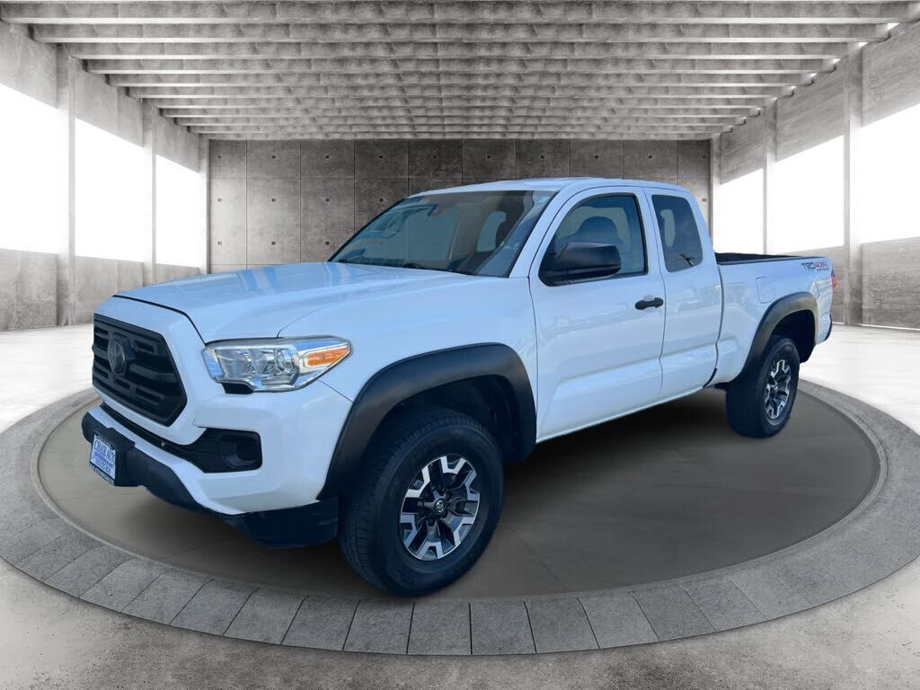 2019 TOYOTA Tacoma
