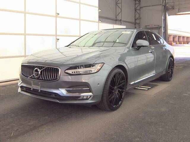 2018 VOLVO S90