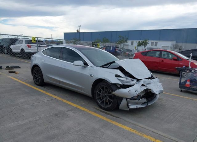 2017 TESLA Model 3