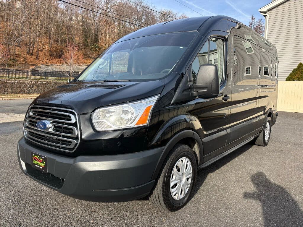 2019 FORD Transit