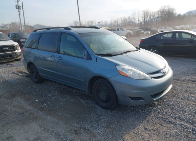 2009 TOYOTA Sienna