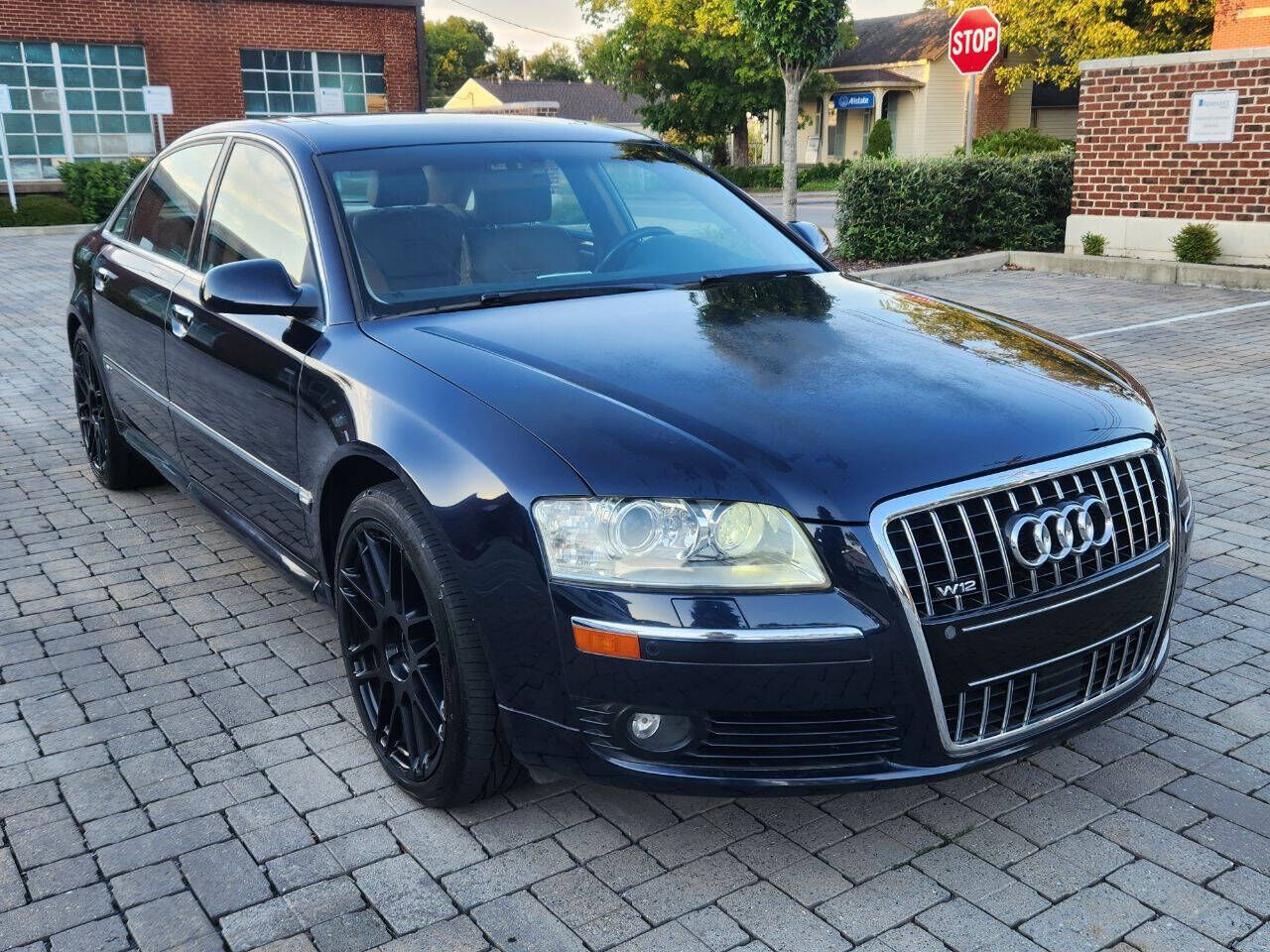 2005 AUDI A8