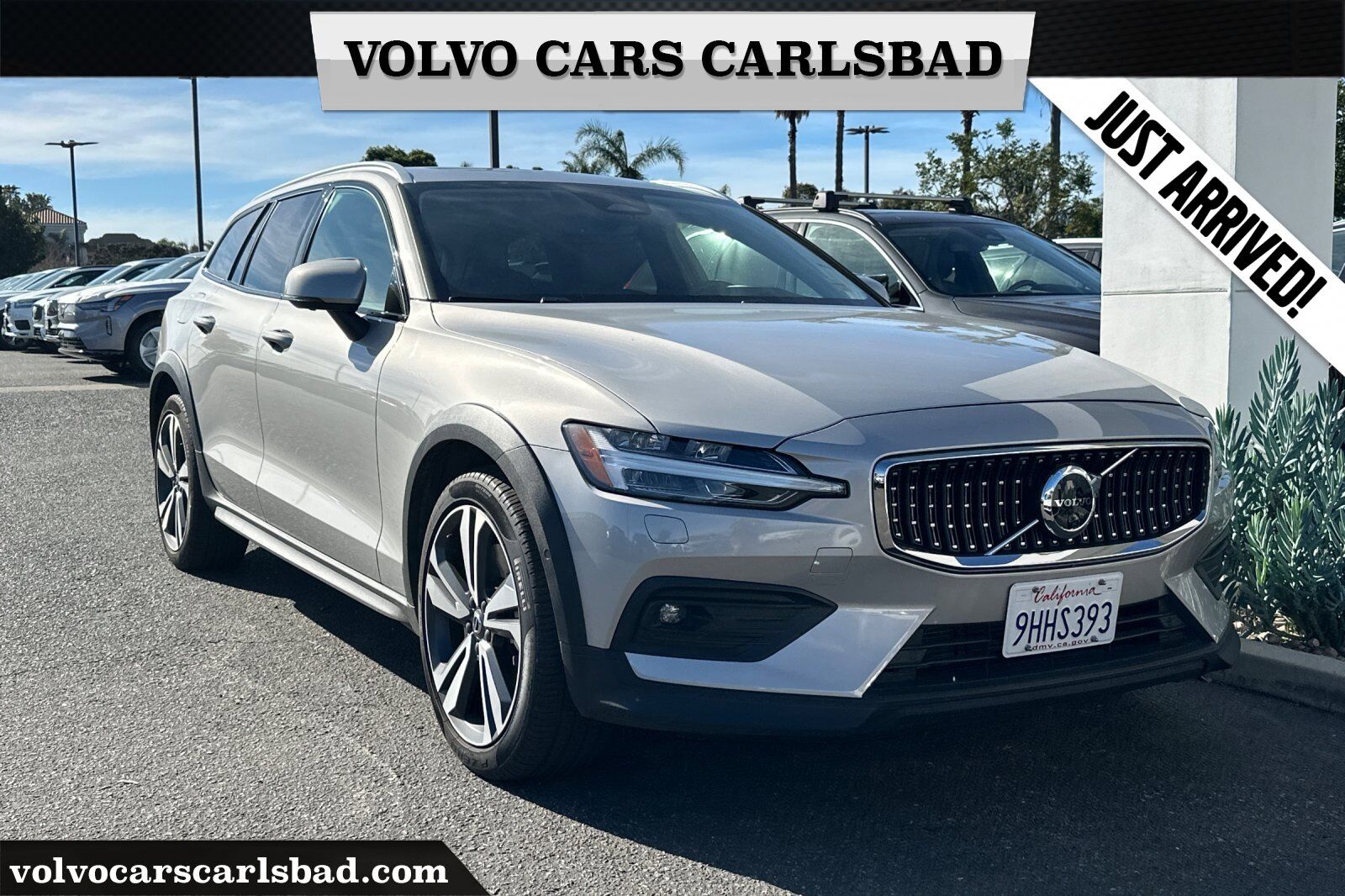 2023 VOLVO V60CC