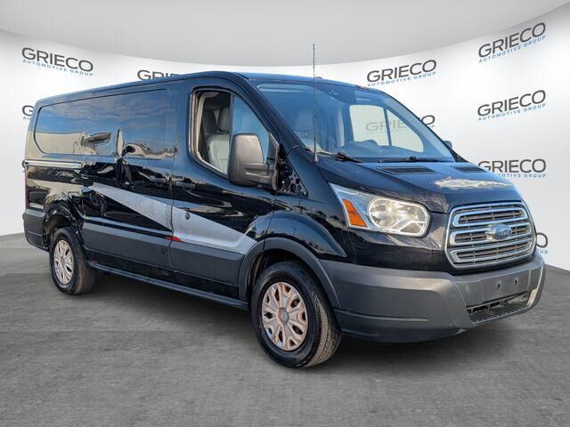 2017 FORD Transit