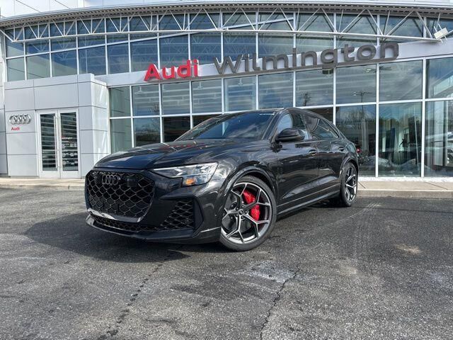 2025 AUDI RS Q8